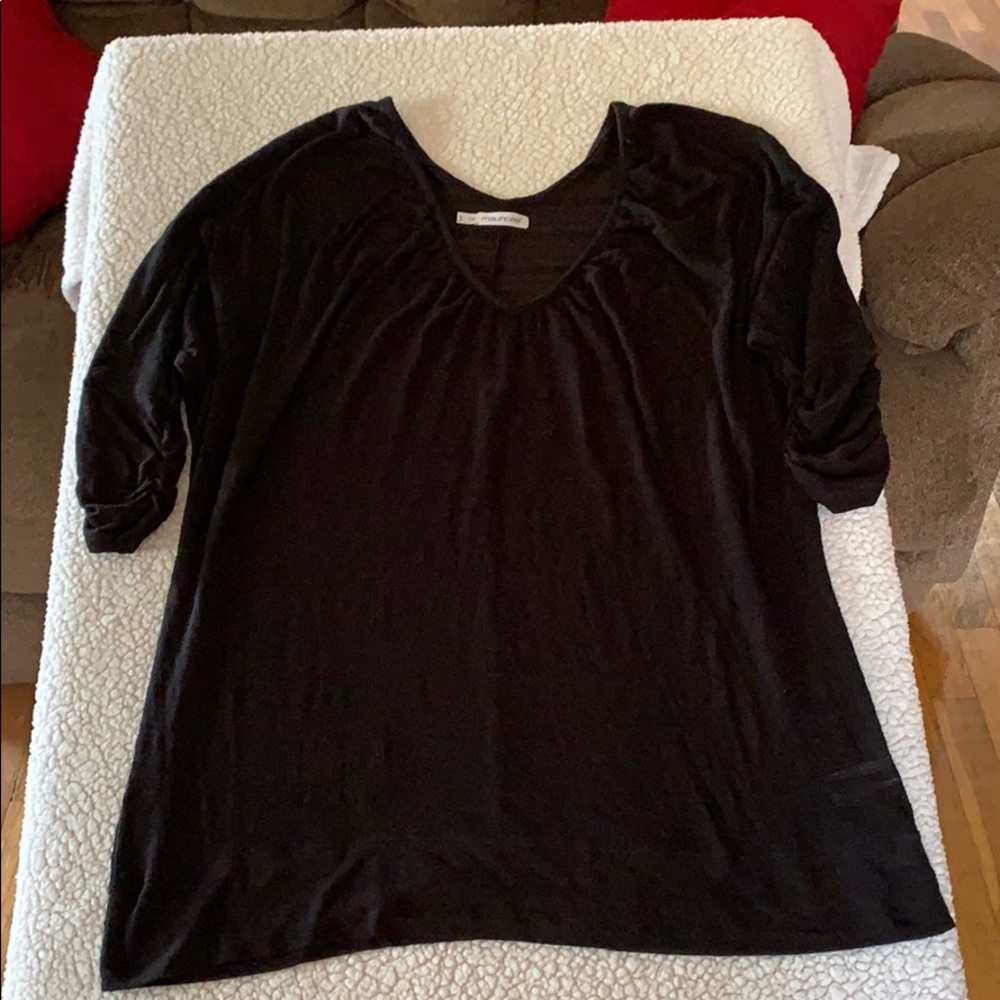 Maurice’s shirt